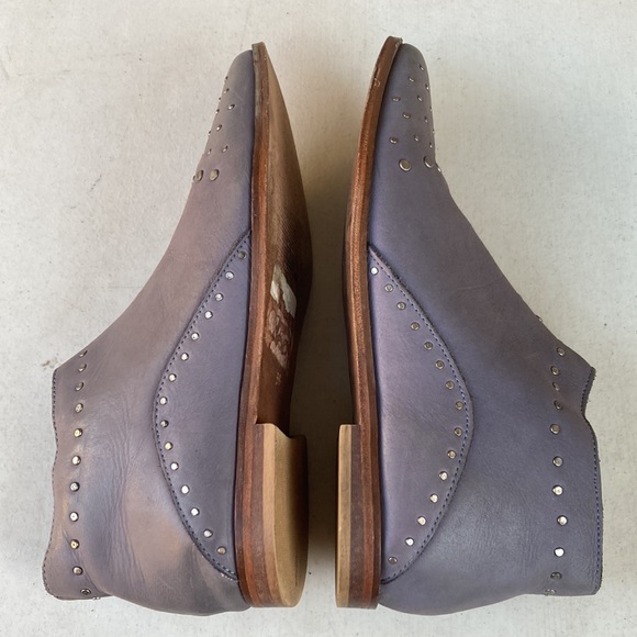 FREE PEOPLE | Women’s 38 Periwinkle Studded Leather Western Boho Ankle Boots - Picture 7 of 13